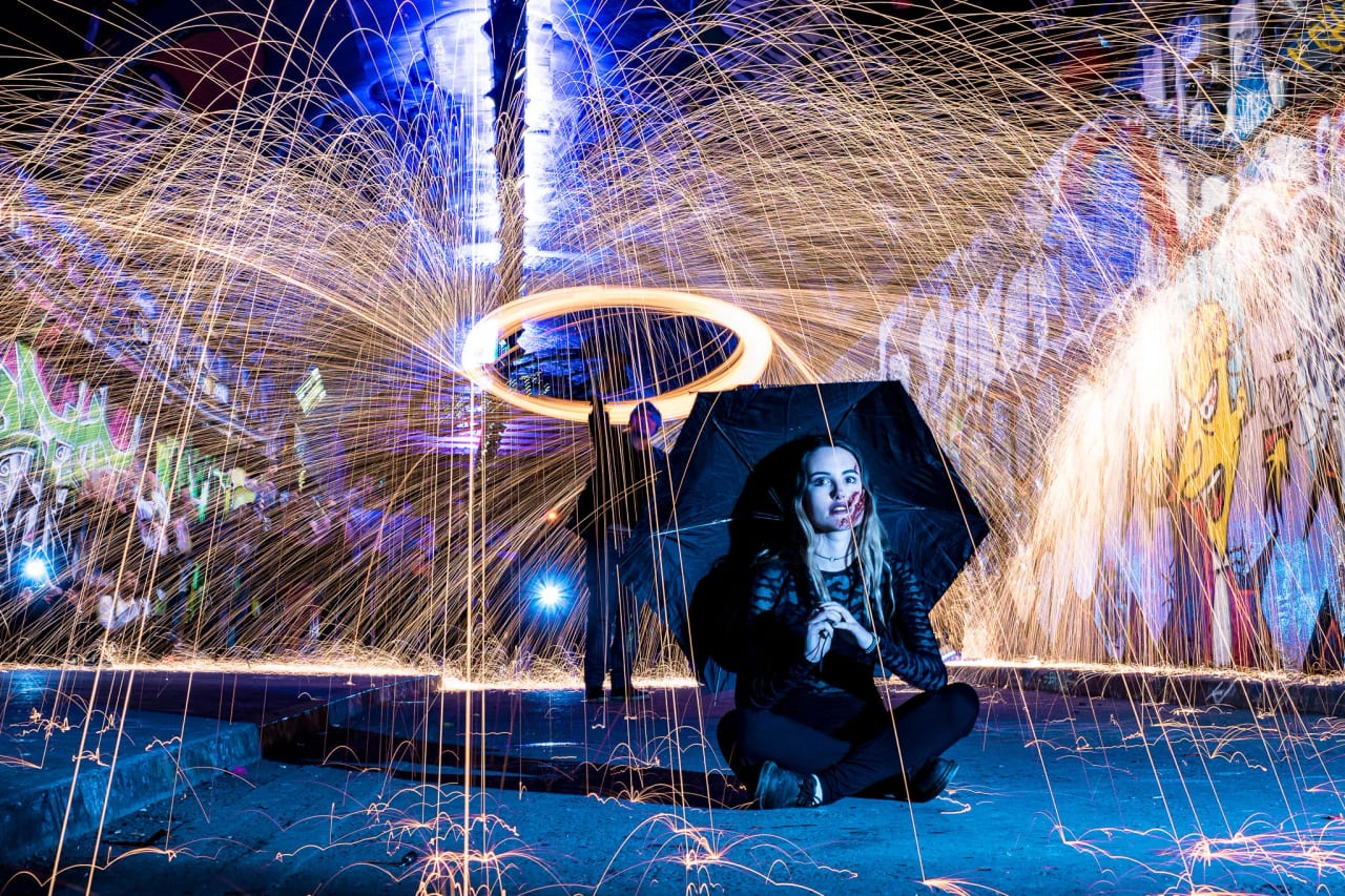 25mm at f/8, ISO 200, Live Composite ~15sec, 1 sec exposure time between photos